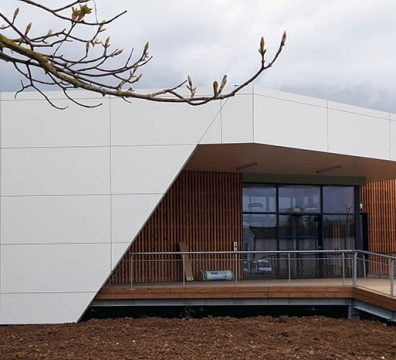 RESOPLAN - PISCINE CHALETTE SUR LOING - CREDIT PHOTO CHR ARCHITECTES